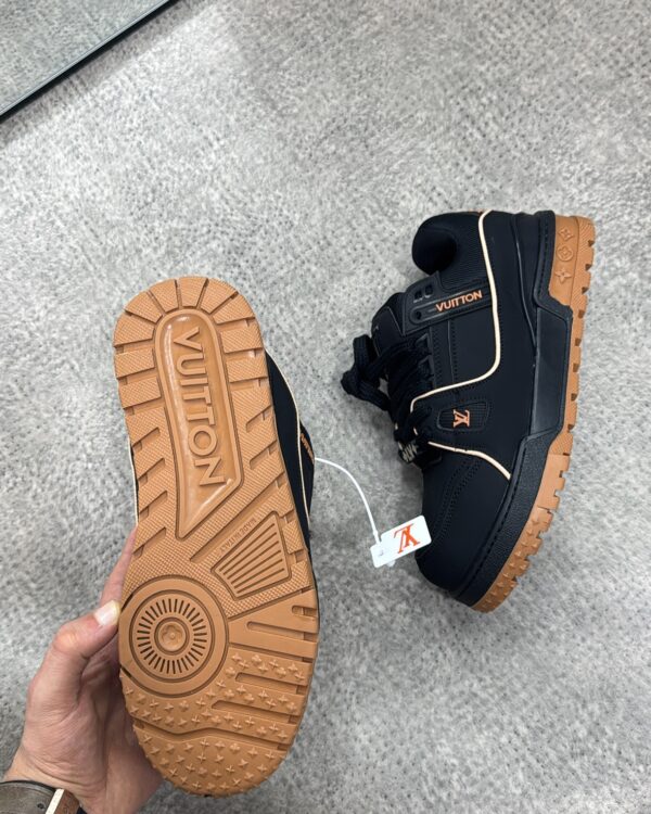 LV Trainer Maxi Sneaker 1