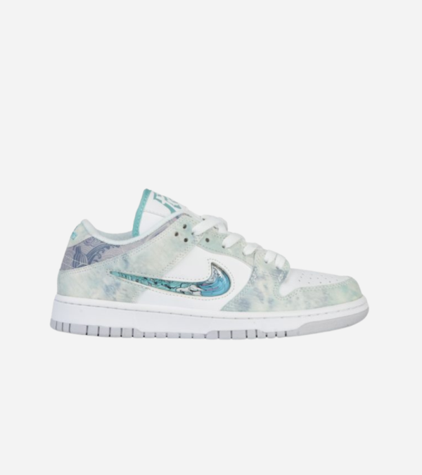 Nike Dunk Low LX