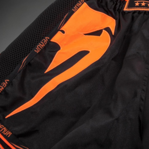 Venum Short de Boxe - Noir/Orange néo 9 Venum Short de Boxe - Noir/Orange néo – Image 3